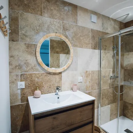 Le Clos De L'olivier Holiday home Grezac