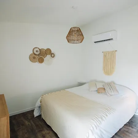 Holiday home Le Clos De L'olivier Grezac